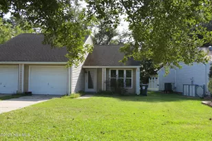 611 Ragan Rd, Oriental, NC 28571 - Photo 1