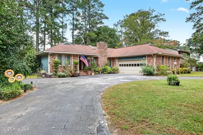 105 Plantation Drive, New Bern, NC 28562 - Photo 1