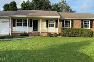 405 Thomas Dr, Jacksonville, NC 28546 - Photo 1