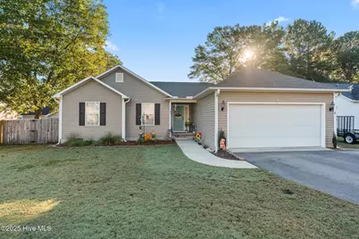 145 Woodgreen Lane, Aberdeen, NC 28315 - Photo 1