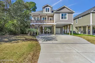 129 NE 39th St, Oak Island, NC 28465 - Photo 1