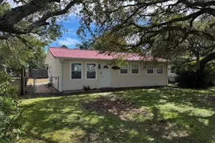 214 NE 54th St, Oak Island, NC 28465 - Photo 1