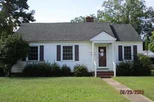 1321 N Williams Cir, Elizabeth City, NC 27909 - Photo 1