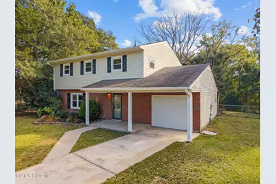 121 Lance Court, Jacksonville, NC 28546 - Photo 1