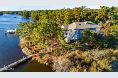 9524 Connie Cove Road, Oriental, NC 28571 - Photo 1