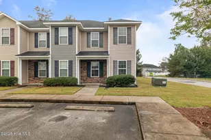 435 Falls Cove, Jacksonville, NC 28546 - Photo 1
