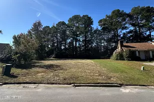 105 Windsor Ct, Jacksonville, NC 28546 - Photo 1