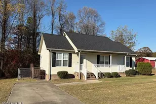 524 Twin Creeks Dr, Goldsboro, NC 27530 - Photo 1