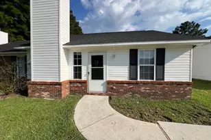 2303 Knollwood Ln, Piney Green, NC 28544 - Photo 1