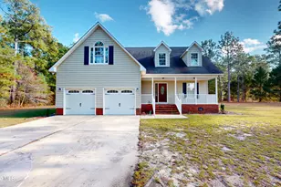 5710 Bridle Ridge Ln, Wade, NC 28395 - Photo 1