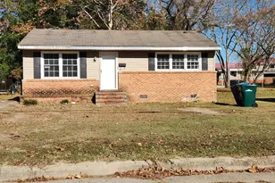 1010 E 7th St, Washington, NC 27889 - Photo 1