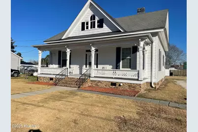 405 E Center Street, Black Creek, NC 27813 - Photo 1