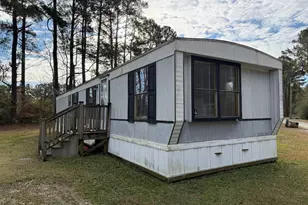 631 Holly Shelter Rd, Jacksonville, NC 28540 - Photo 1