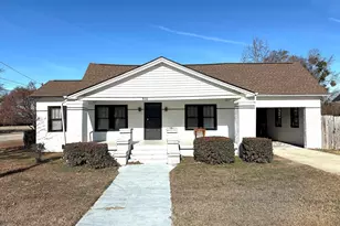 308 S Yelverton St, Stantonsburg, NC 27883 - Photo 1