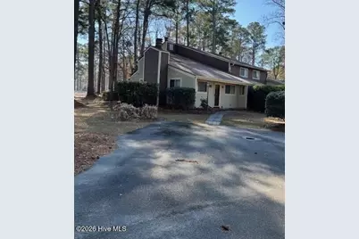 82 Quarterdeck Townes, New Bern, NC 28562 - Photo 1