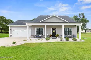 406 Antioch Lakes Rd, New Bern, NC 28560 - Photo 1