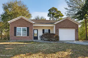 402 Governors Rd, Wilmington, NC 28411 - Photo 1