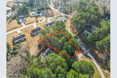 304 Lakeview Court, Sneads Ferry, NC 28460 - Photo 1