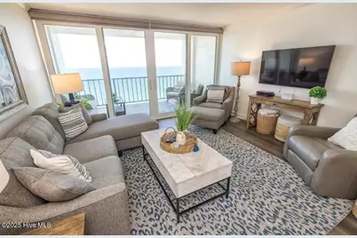 1704 Lumina Avenue N #Apt 8d, Wrightsville Beach, NC 28480 - Photo 1