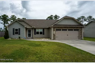 520 Deep Inlet Drive, Sneads Ferry, NC 28460 - Photo 1
