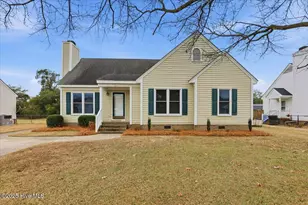2811 Daisy Ln N, Wilson, NC 27896 - Photo 1