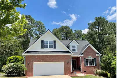 105 Silverburn Place, Aberdeen, NC 28315 - Photo 1