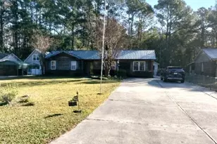 129 Normandy Dr, Wilmington, NC 28412 - Photo 1