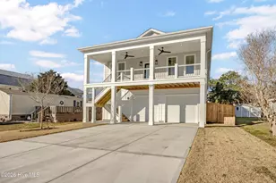 1514 Mackerel Ln, Carolina Beach, NC 28428 - Photo 1
