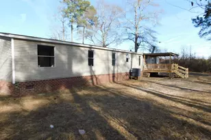 660 Seashell Dr, Kinston, NC 28504 - Photo 1