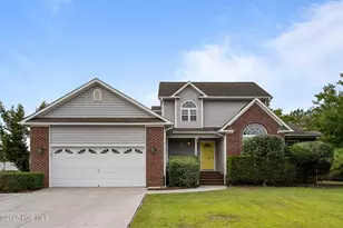 206 Lansing Ct, Jacksonville, NC 28540 - Photo 1