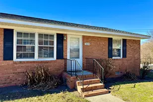 402 E 2nd St, Greenville, NC 27858 - Photo 1