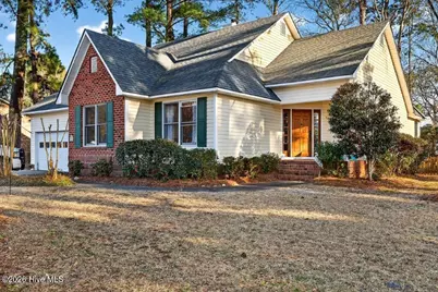 813 Plantation Drive, New Bern, NC 28562 - Photo 1