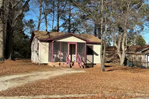 402 Roosevelt St, Laurinburg, NC 28352 - Photo 1