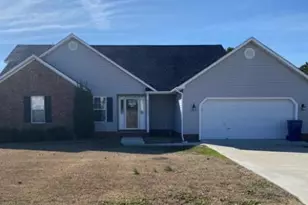 1204 Huff Dr, Jacksonville, NC 28546 - Photo 1