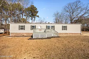 410 Fawn Dr, Hampstead, NC 28443 - Photo 1