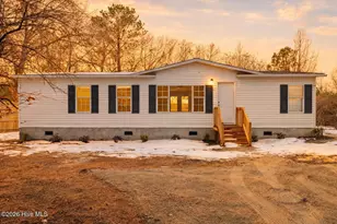 416 Lea Dr, Hampstead, NC 28443 - Photo 1