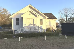 201 Ellington St, New Bern, NC 28562 - Photo 1