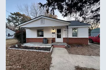 904 E Pope Street, Dunn, NC 28334 - Photo 1