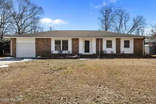 107 Estate Dr, Jacksonville, NC 28540 - Photo 1
