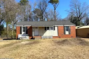 308 Woodhaven Dr, Jacksonville, NC 28540 - Photo 1