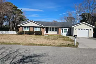 804 Fayetteville Ave, Carolina Beach, NC 28428 - Photo 1