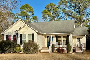 101 Kelly Dr, Laurinburg, NC 28352 - Photo 1