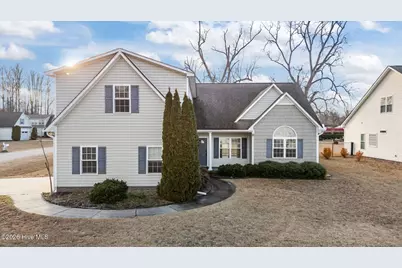 104 Pecan Ridge Drive, New Bern, NC 28562 - Photo 1