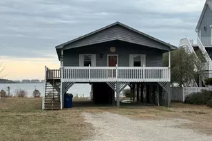983 Chadwick Shores Dr, Sneads Ferry, NC 28460 - Photo 1