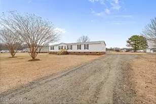 549 W Hill St, Goldsboro, NC 27534 - Photo 1