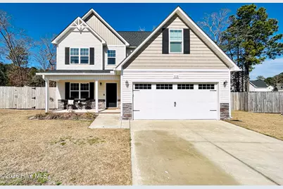 402 Crestmont Court, Richlands, NC 28574 - Photo 1