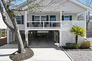 102 NE 21st St, Oak Island, NC 28465 - Photo 1