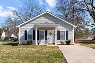 821 S 5th St, Smithfield, NC 27577 - Photo 1
