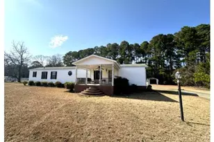 114 Laura Ave, Princeton, NC 27569 - Photo 1