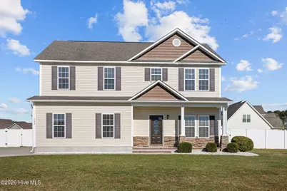 102 Kayak Court, Swansboro, NC 28584 - Photo 1